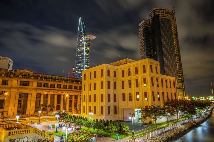 Ho Chi Minh City Launches Another Airport-Downtown Bus Service Ho Chi Minh City Launches Another Airport-Downtown Bus Service